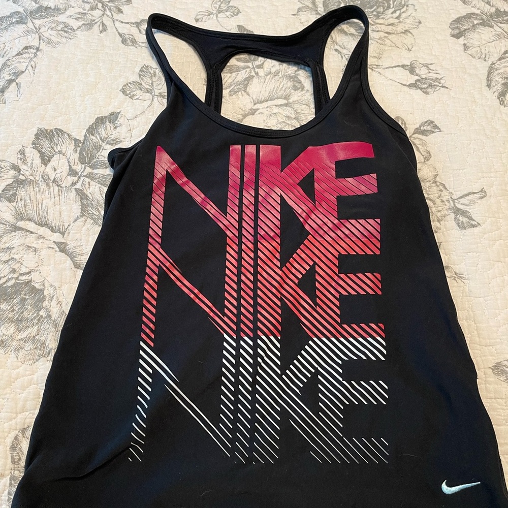 Nike tank with built in bra